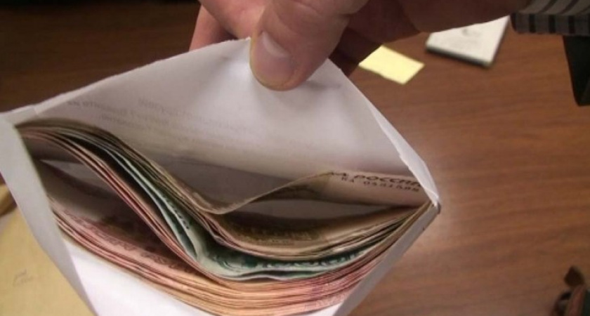 В Воронежской области на руководителя отдела гостехнадзора завели 14 уголовных дел за взятки