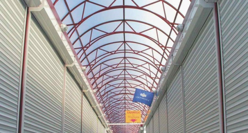 Торговцам Остужевского рынка дали последний шанс на самоликвидацию