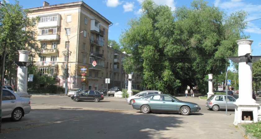 В Воронеже начались работы по расширению проезжей части Кольцовской