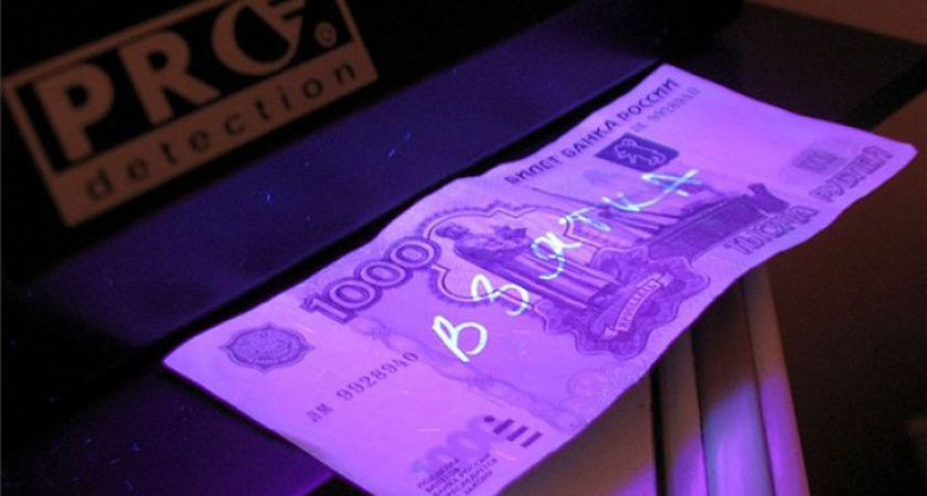 Задержан воронежец, который пытался дать взятку за освобождение террориста