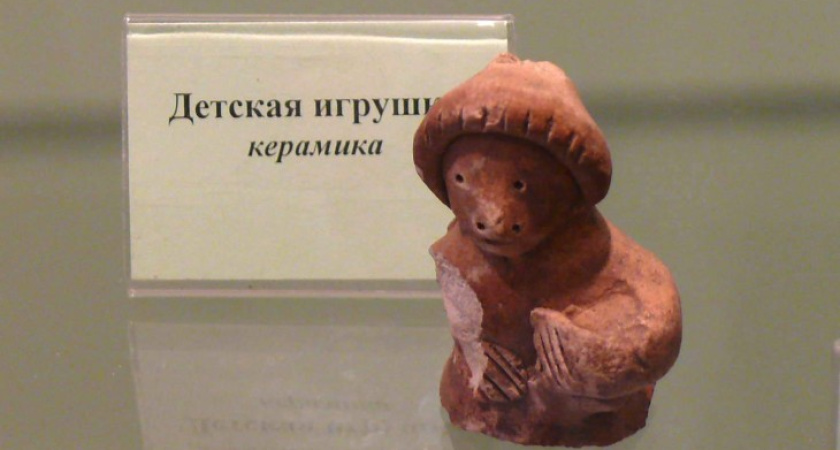 Артефакты с раскопок в центре Воронежа выставили в Краеведческом музее