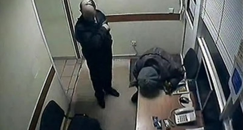 В Воронеже охранников гипермаркета признали невиновными в смерти пенсионерки