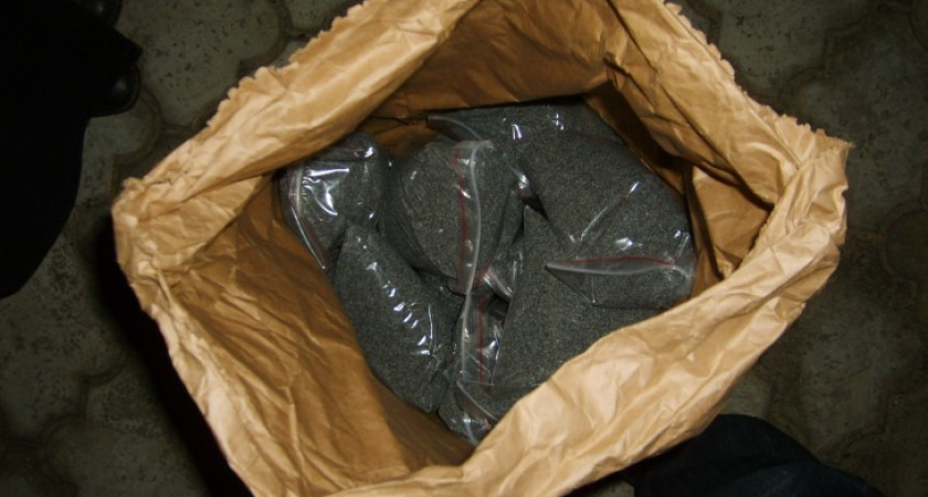 Воронежские наркополицейские изъяли у банды из 27 человек 3 кг героина