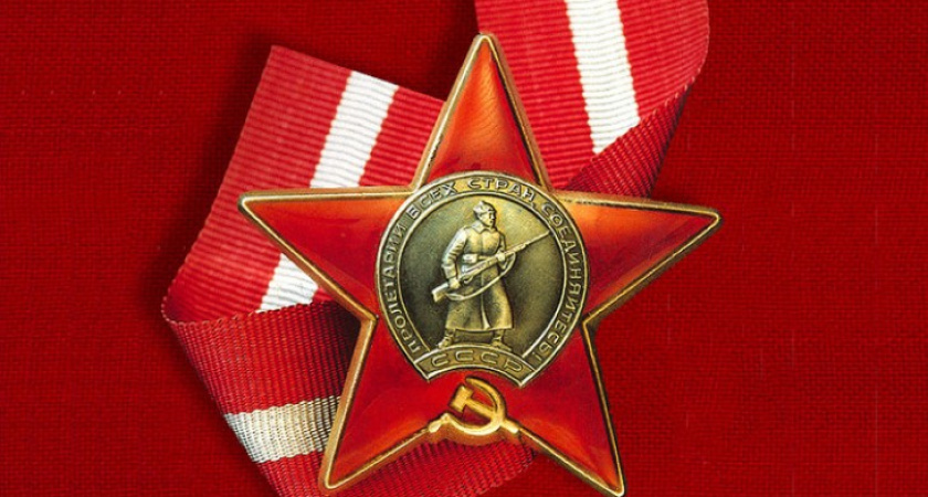 Из Бобровского музея украли 85 медалей и орденов