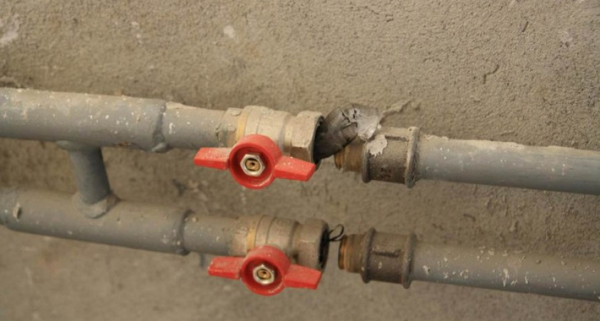 Около тысячи воронежцев в центре города сутки просидели без воды