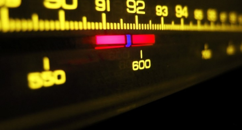 Алексей Гордеев призвал чиновников «взять на контроль» жалобы жителей по радио