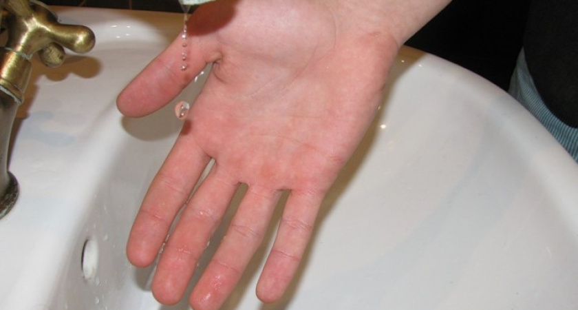 Из-за аварии жители улицы Трудовая на день остались без воды