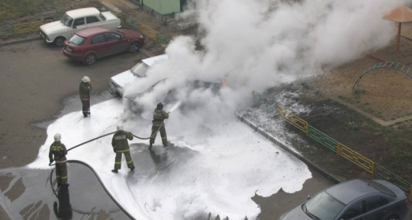 Полиция выяснила: автомобили в Северном микрорайоне Воронежа никто не поджигал