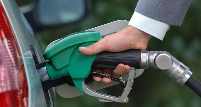 В Воронеже закрыли две автозаправки