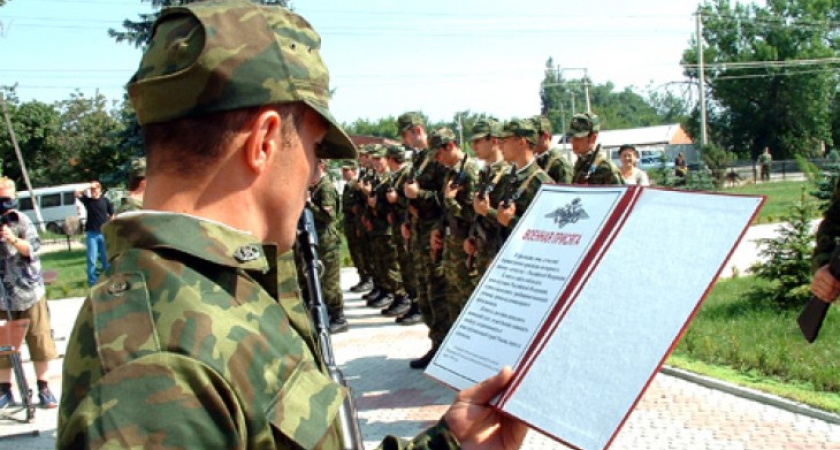 В Воронеже чиновники и предприниматели "стали на учет"
