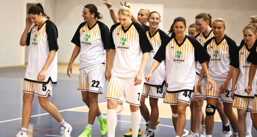 Воронежские баскетболистки поздравили с Новым годом и Рождеством православную команду