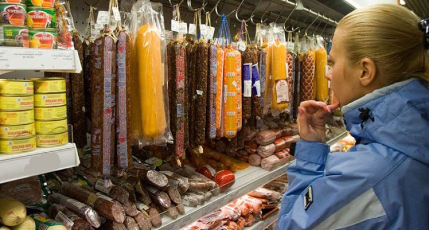 Почему воронежские гипермаркеты не утилизируют испорченные продукты?