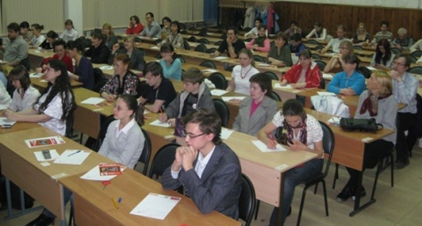 «Тотальный диктант» на пятёрки написали три воронежца