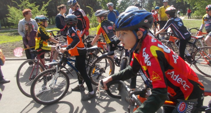 В воронежских парках открыли велосипедные дорожки