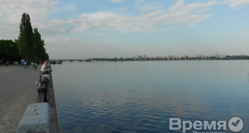 В День Победы на водохранилище перевернулась лодка с людьми