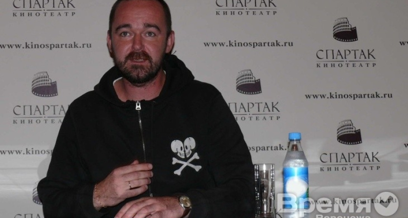 «Шнур снялся в фильме с условием, что ударит арфистку из ресторана»