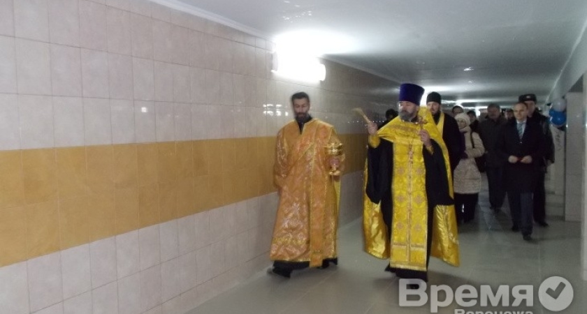 В отремонтированном за 25 млн переходе у «Олимпика» через три дня после торжественного открытия погас свет