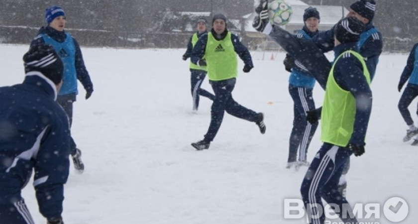 Воронежский «Факел» покидают четыре футболиста