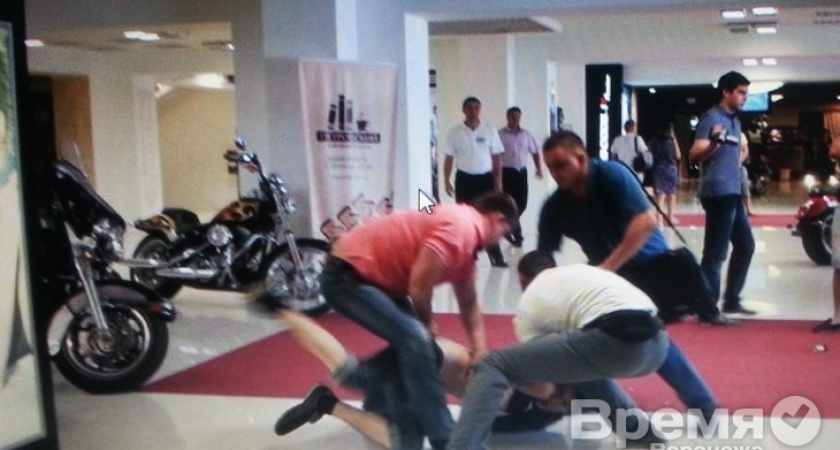 В Воронеже осудят хулигана, распылившего газ на «Живой библиотеке»