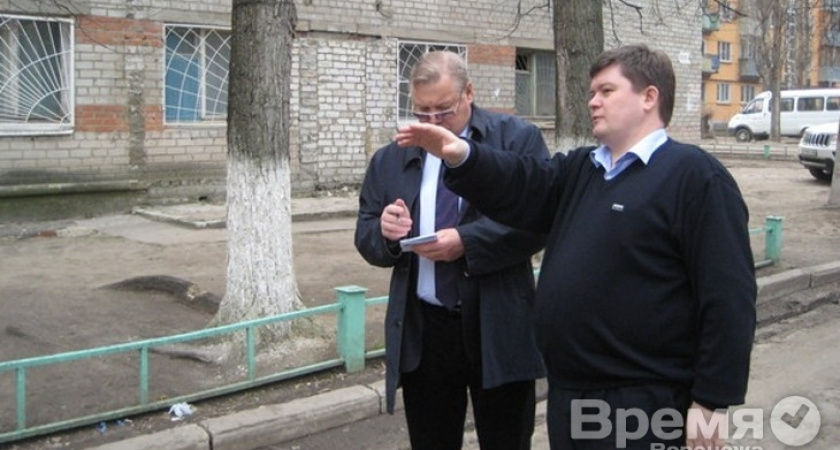 В воронежских дворах отремонтируют проезды и установят детские площадки