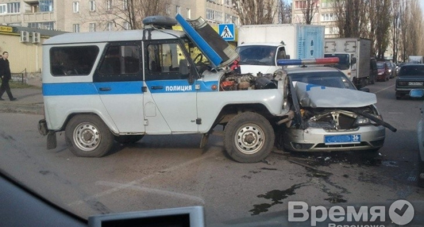 «Росгосстрах» объяснил, почему для получения компенсаций по ОСАГО клиентов отправляют из Воронежа... в Павловск