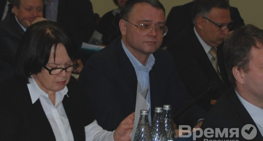 Закрыли уголовное дело бывшего вице-спикера горДумы Леонида Зенищева