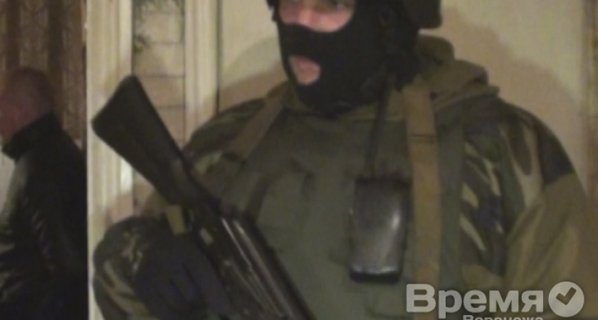 Накануне учебного года спецслужбы освободили заложников, которых «захватили террористы» в воронежской школе