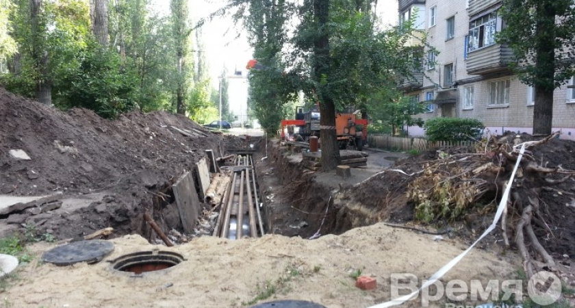 В Воронеже затянули ремонт теплотрасс, а сами работы выполняют некачественно