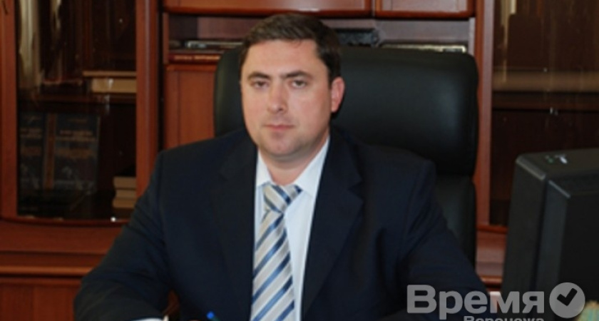 После визита следователей глава управления правительства Воронежской  области обсудил с губернатором озеленение территории