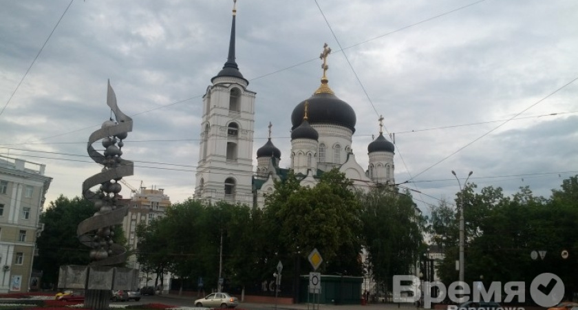 В Воронеж на роспись собора пожертвовали 3,5 млн рублей