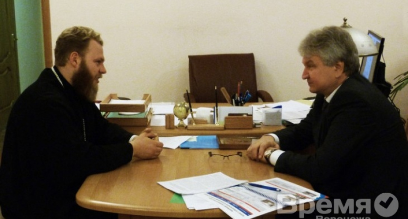 В микрорайоне у больницы «Электроника» достраивают воскресную школу при храме