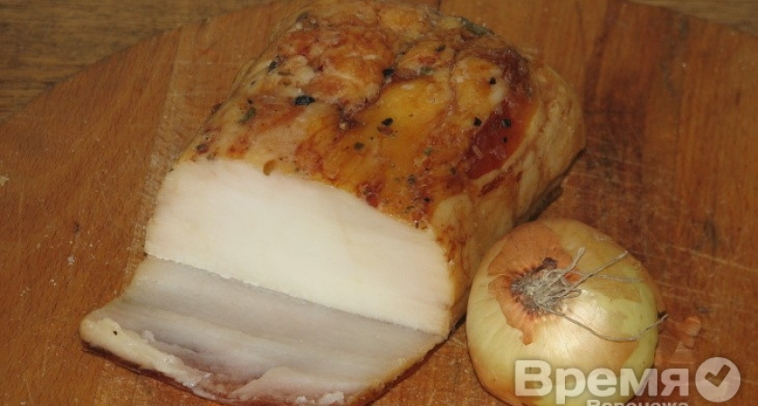 В Воронежскую область не пускают украинские сало, картошку и цветы