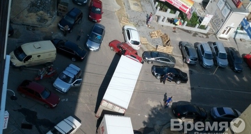 Аварийные комиссары на воронежских дорогах: спасение от пробок или спасение пьяных водителей?