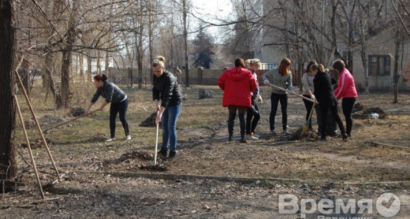 На городской субботник вышли 23 тысячи воронежцев