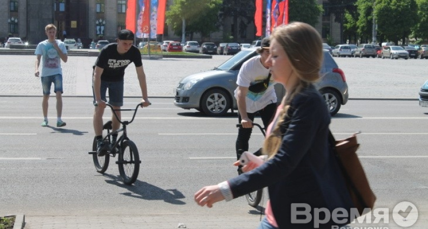 Воронежцы игнорируют демонтаж «зебры» у площади Ленина