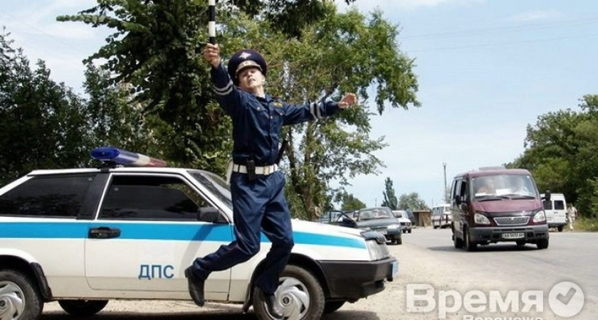 На полицейских, избивших коллегу, возбудили уголовное дело