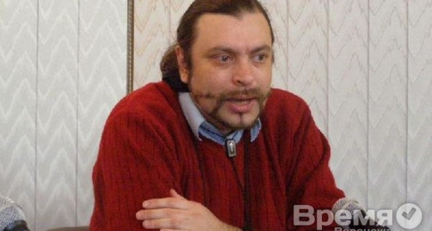В Воронеже Юров и Хихус поспорили о правах