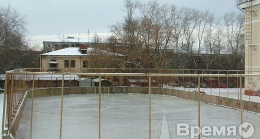 Мэрия выделила дополнительные 20 миллионов рублей на завершение строительства стадионов в школах Воронежа