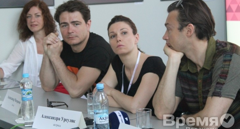 Актеры московского театра имени Пушкина в Воронеже пожаловались на аварийное состояние их здания