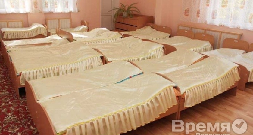 72 воронежских школьника отправились в летний лагерь в Крым