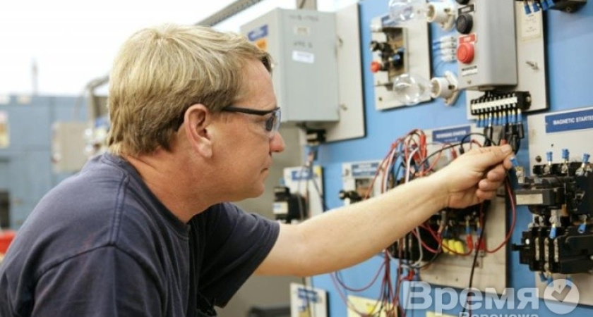 Воронежские инженеры-электрики в среднем могут заработать 27 тысяч рублей в месяц