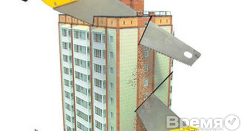 Директор ООО «ЖКХ» Михаил Палютин должен жителям только одной воронежской многоэтажки 2,6 миллиона рублей?