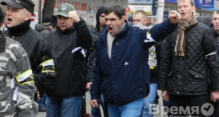 Что толкает воронежских подростков рисовать свастику накануне Дня победы?