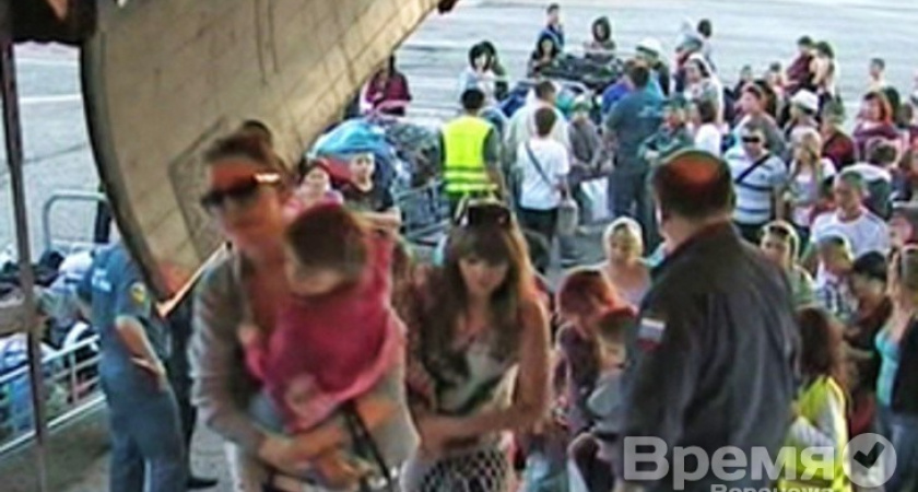 Беженцы с Донбасса в Воронежской области смогут получать социальные выплаты от ЛНР и ДНР