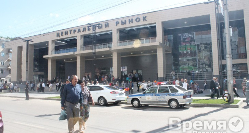 В день открытия «Центрального рынка» воронежцы подчистую смели двухдневные запасы продукции