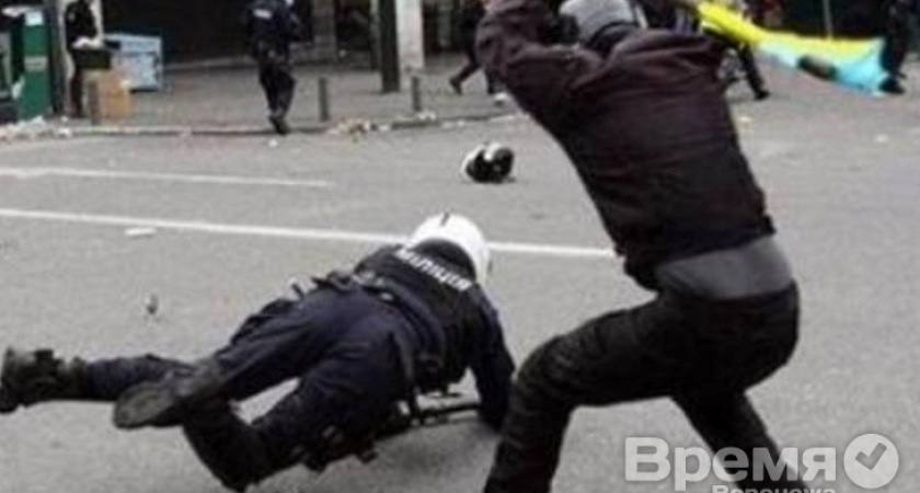 Украинские СМИ тиражируют преступление майдановцев в отношении «воронежца»