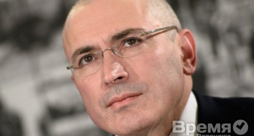 Михаил Ходорковский как Труффальдино из Бергамо