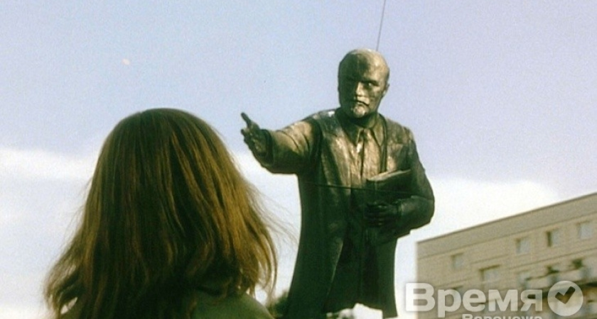 Почему радикалы избавляют Юго-восток Украины от вождя пролетариата?