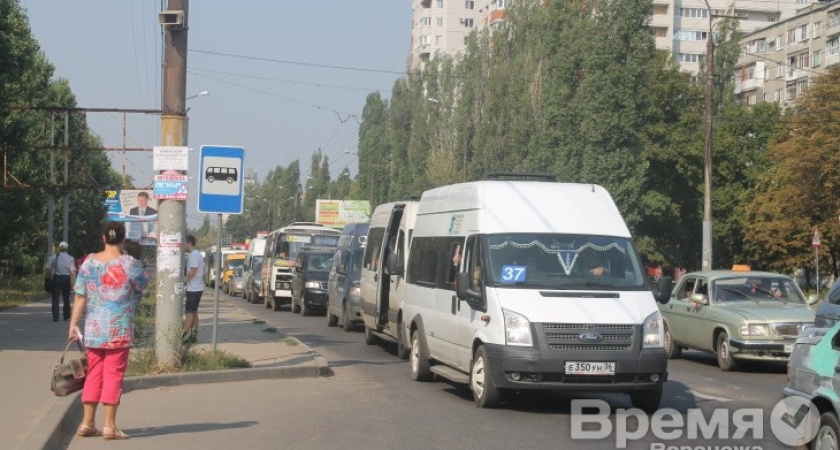 Власти Воронежа готовятся перераспределить маршруты общественного транспорта между перевозчиками