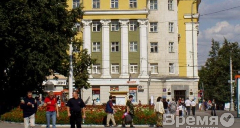 Губернаторская кампания и украинские визитёры в Воронеже